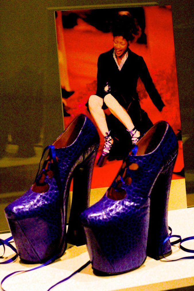 salem-peabody-essex-shoe-exhibit-2