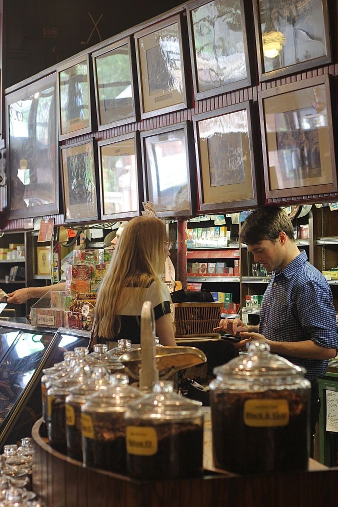 cambridge Leavitt &amp; Peirce shop seller