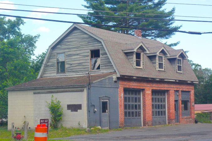adirondacks massachusetts house