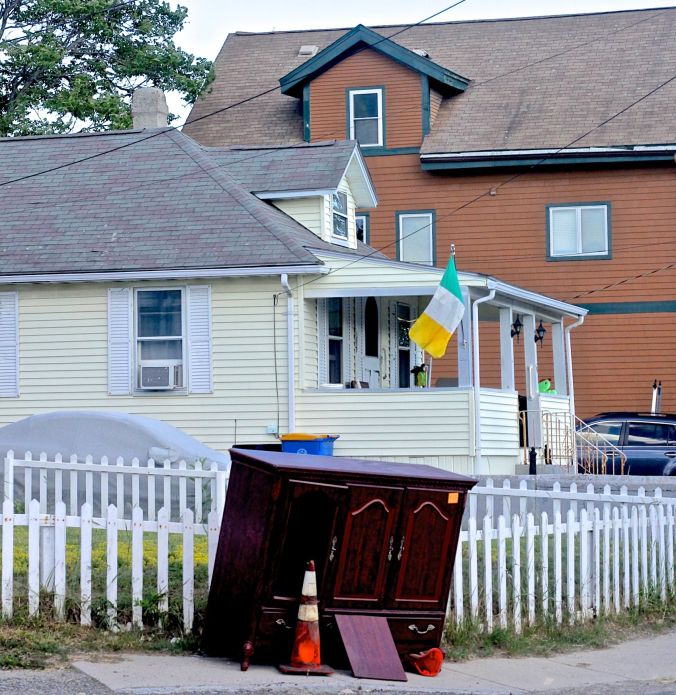 boston winthrop cabinet