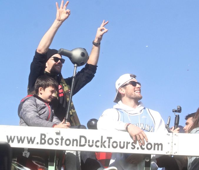 boston new england patriots super bowl celebration february 5 2019 tom brady with son