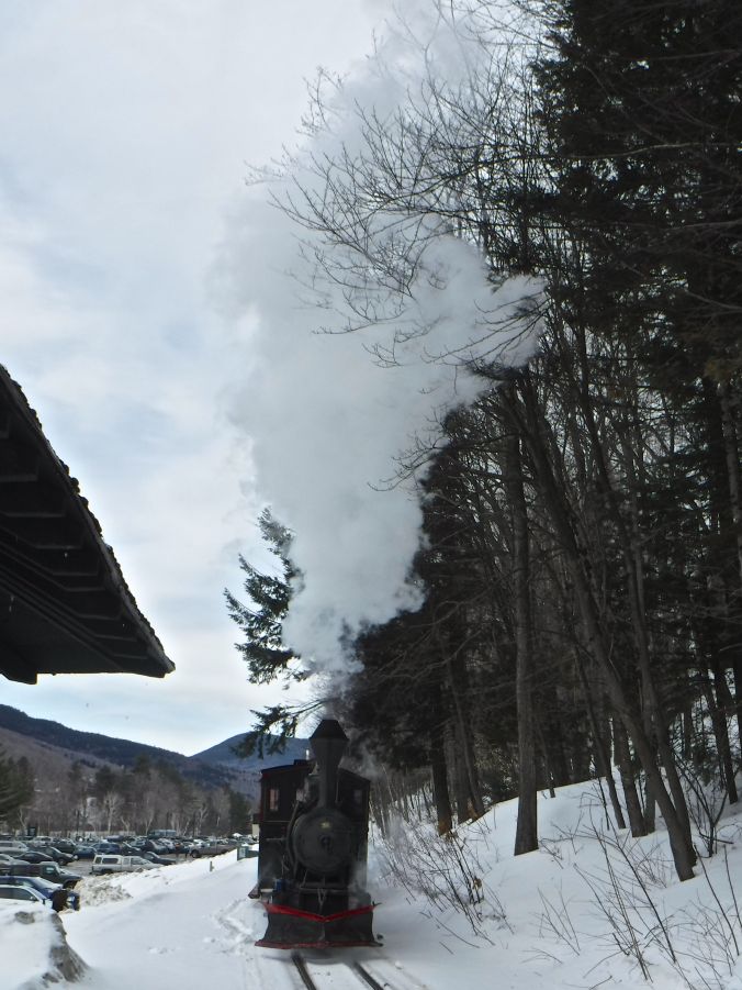 new hampshire loon ski resort steam train 4